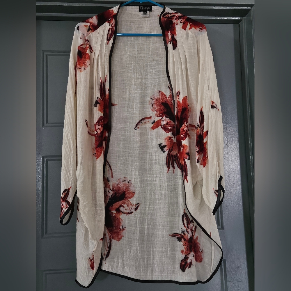 b. boutique by evergreen floral kimono, one size, fits s/m best imo, 100%viscose